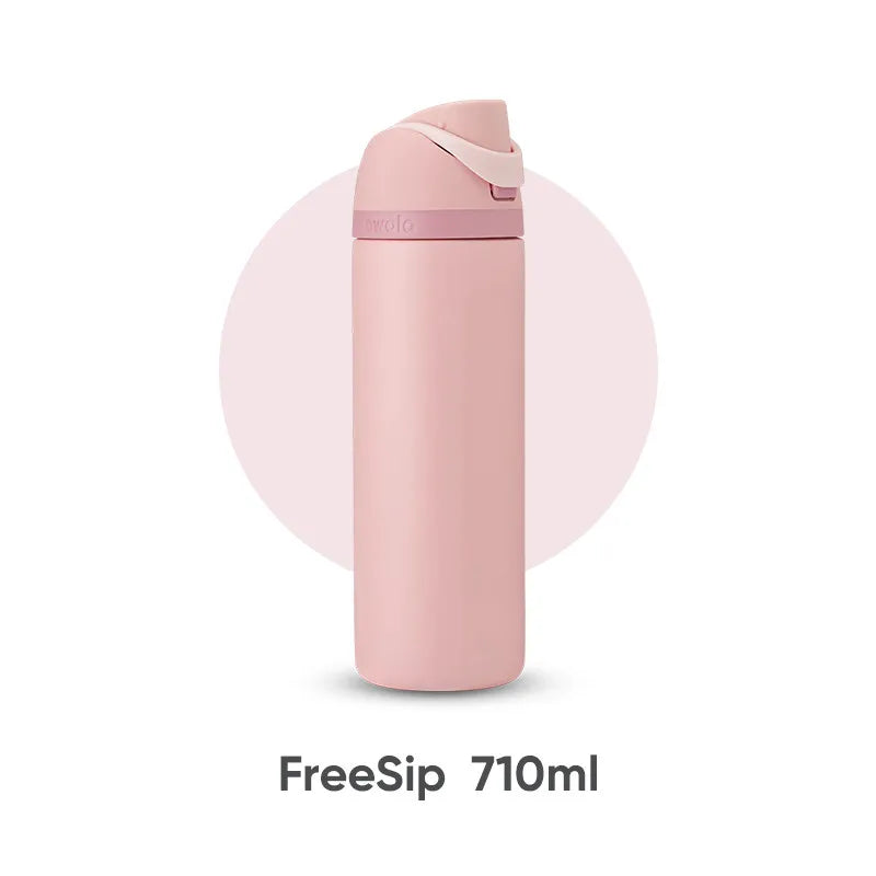 Rosa FreeSip 710ml Wasserflasche mit rosa Verschluss vor weißem Hintergrund