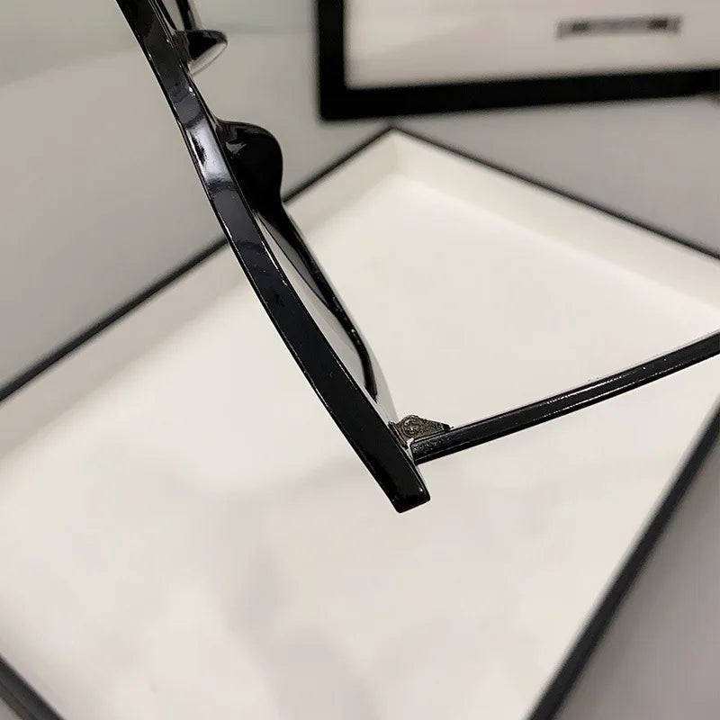 Vintage Cat-Eye Square Sunglasses