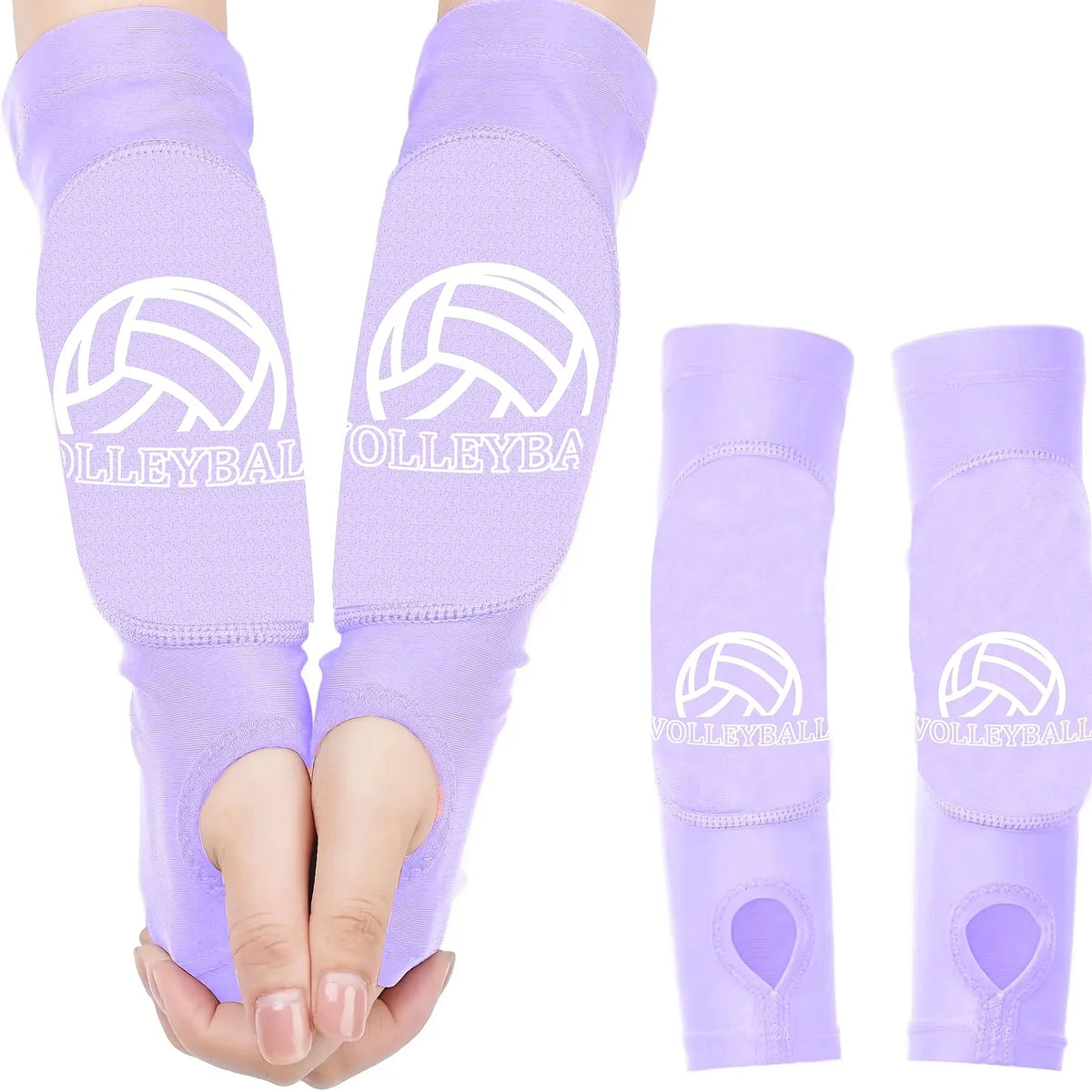 Manchettes de volleyball violettes rembourrées portées sur l'avant-bras d'une personne.