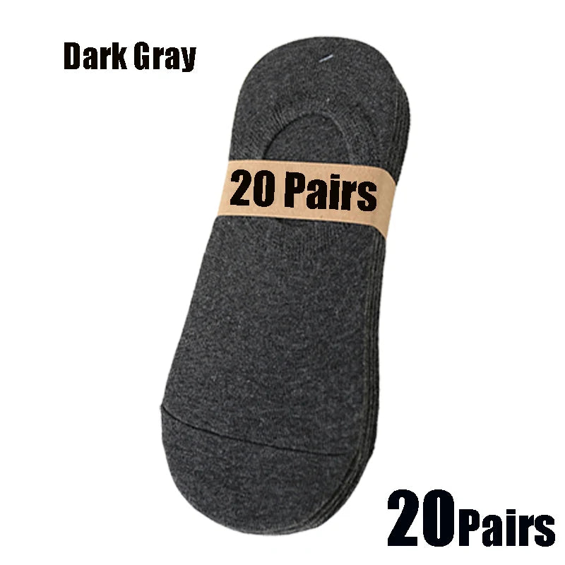 A single pair of dark gray breathable boat socks with a brown label indicating 20 pairs.